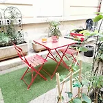 Studio De Charme Paris Champs Elysees